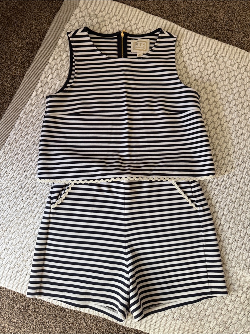 Sail to Sable matching short set